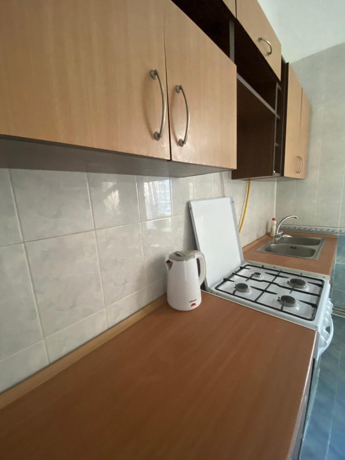 2 Bedroom Apartment On Tomashivskogo Street 7 Lviv Kültér fotó