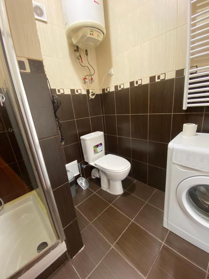 2 Bedroom Apartment On Tomashivskogo Street 7 Lviv Kültér fotó